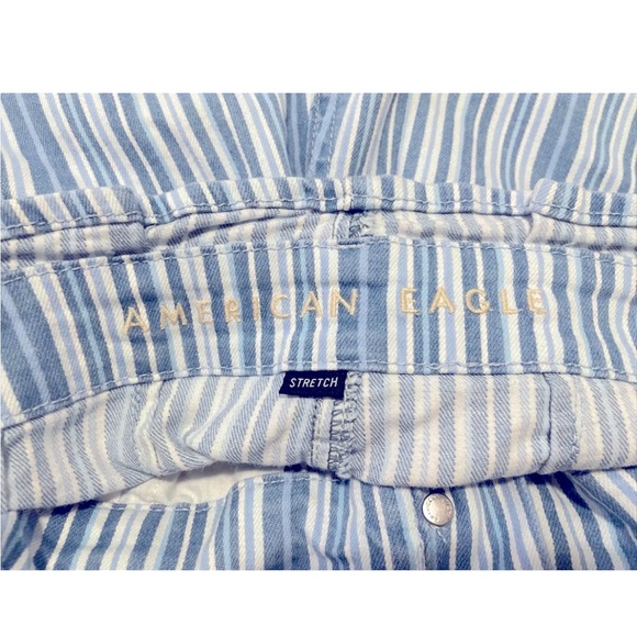 American Eagle Womens Size 0 Mom Shorts Paperbag Waist Blue Striped Pleated XS - Picture 3 of 4